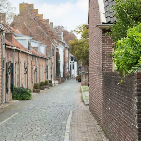 Huisje In Buren Vakantiehuis *