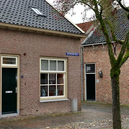 Huisje In Buren Buren (Gelderland)